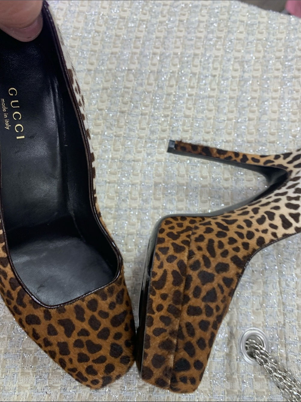 Gucci Women’s Leopard Print Pumps - Brown/Black - Picture 10 of 13